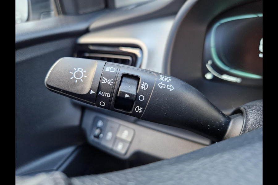 Kia Stonic 1.0 T-GDi MHEV DynamicPlusLine | Key-Less | Stoelverwarming | Climate | 16'' Velgen |