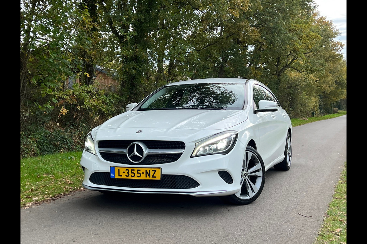 Mercedes-Benz CLA-Klasse Shooting Brake 180 AMG | Cruise + Camera + Navi Nu € 15.975,-!!!