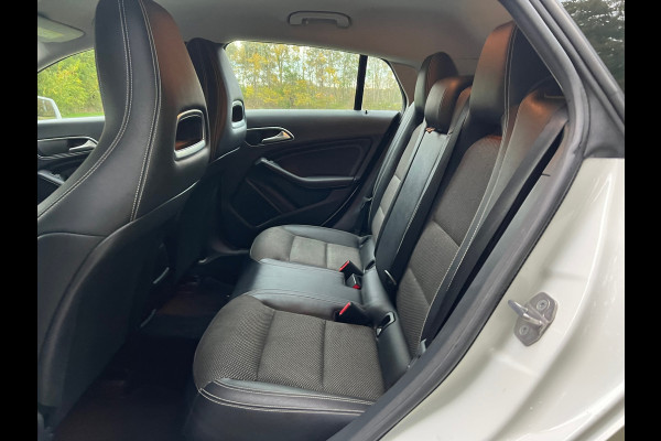 Mercedes-Benz CLA-Klasse Shooting Brake 180 AMG | Cruise + Camera + Navi Nu € 15.975,-!!!