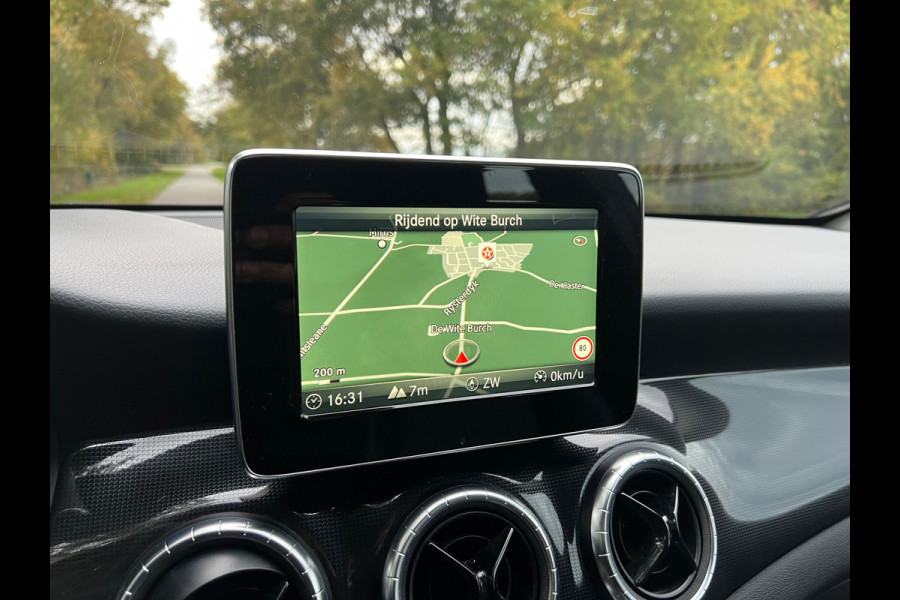 Mercedes-Benz CLA-Klasse Shooting Brake 180 AMG | Cruise + Camera + Navi Nu € 15.975,-!!!