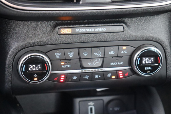 Ford Focus 1.0 EcoBoost Titanium Business org.NL trekhaak stoel+stuur+raamverw.