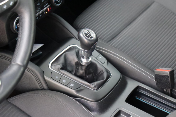 Ford Focus 1.0 EcoBoost Titanium Business org.NL trekhaak stoel+stuur+raamverw.