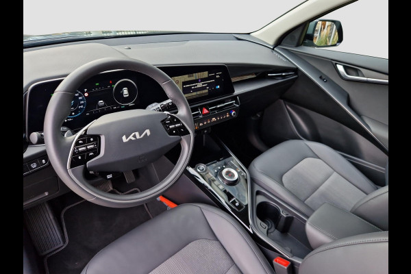 Kia Niro 1.6 GDi Hybrid DynamicLine | Navi | Clima | Adapt. Cruise | Camera | Sensoren voor & achter |