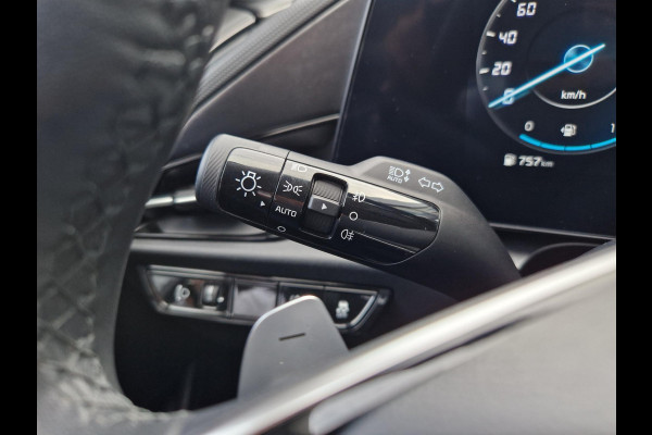 Kia Niro 1.6 GDi Hybrid DynamicLine | Navi | Clima | Adapt. Cruise | Camera | Sensoren voor & achter |