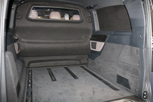 Mercedes-Benz V-Klasse 300d XL DC Avantgarde Edition AMG Airmatic Burmester