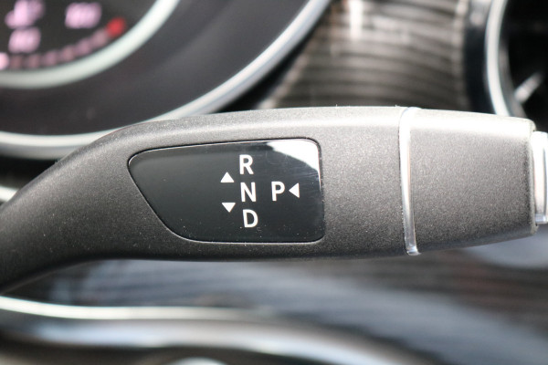 Mercedes-Benz V-Klasse 300d XL DC Avantgarde Edition AMG Airmatic Burmester