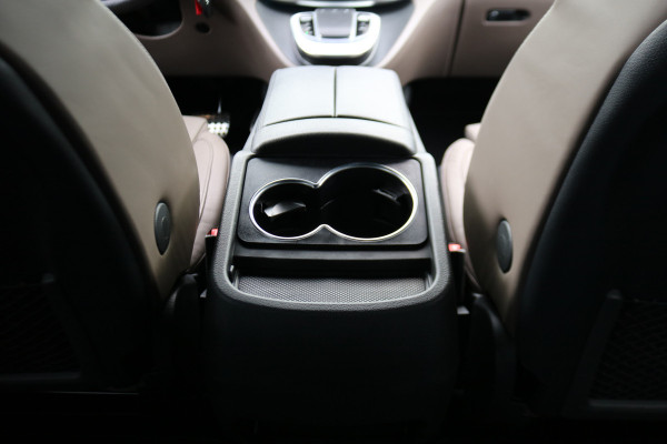 Mercedes-Benz V-Klasse 300d XL DC Avantgarde Edition AMG Airmatic Burmester