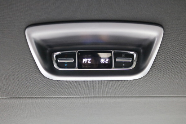 Mercedes-Benz V-Klasse 300d XL DC Avantgarde Edition AMG Airmatic Burmester