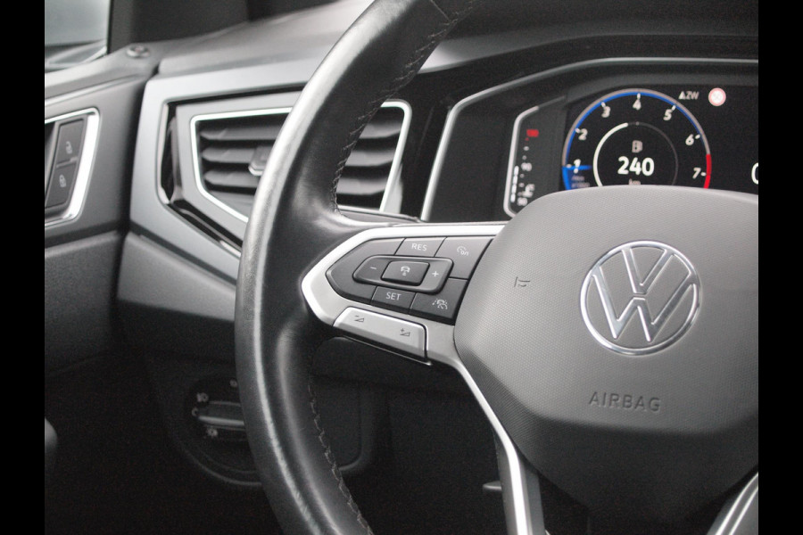 Volkswagen Taigo 1.0 TSI R-Line Business | R-Line | Camera | Automaat | Stoelverwarming | NL-Auto |