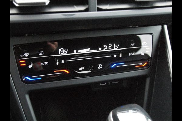 Volkswagen Taigo 1.0 TSI R-Line Business | R-Line | Camera | Automaat | Stoelverwarming | NL-Auto |