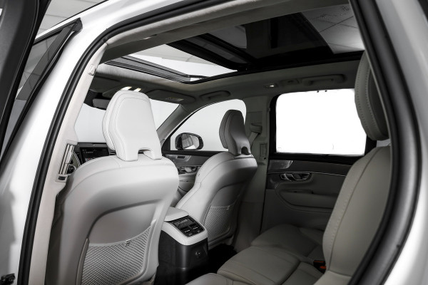 Volvo XC90 2.0 T8 Plug-in hybrid AWD Ultra Dark 310 PK - Automaat | Leder Pakket | S/K-Panodak | Luchtvering | Bowers & Wilkins | Elek. Stoel-+massage+verwarming & Ventilatie | Head-Up | Adapt. Cruise |  360 Camera | Google +App. Connect | 22" Diamond Cut | 7772