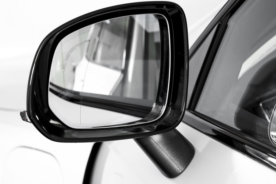 Volvo XC90 2.0 T8 Plug-in hybrid AWD Ultra Dark 310 PK - Automaat | Leder Pakket | S/K-Panodak | Luchtvering | Bowers & Wilkins | Elek. Stoel-+massage+verwarming & Ventilatie | Head-Up | Adapt. Cruise |  360 Camera | Google +App. Connect | 22" Diamond Cut | 7772