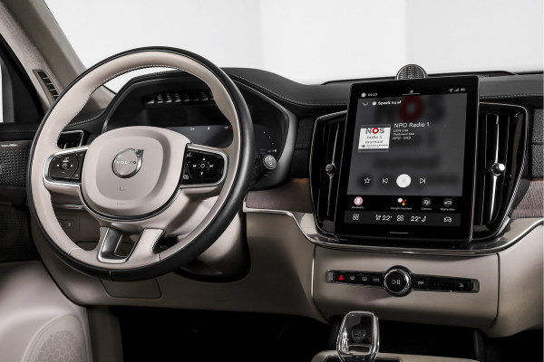 Volvo XC90 2.0 T8 Plug-in hybrid AWD Ultra Dark 310 PK - Automaat | Leder Pakket | S/K-Panodak | Luchtvering | Bowers & Wilkins | Elek. Stoel-+massage+verwarming & Ventilatie | Head-Up | Adapt. Cruise |  360 Camera | Google +App. Connect | 22" Diamond Cut | 7772