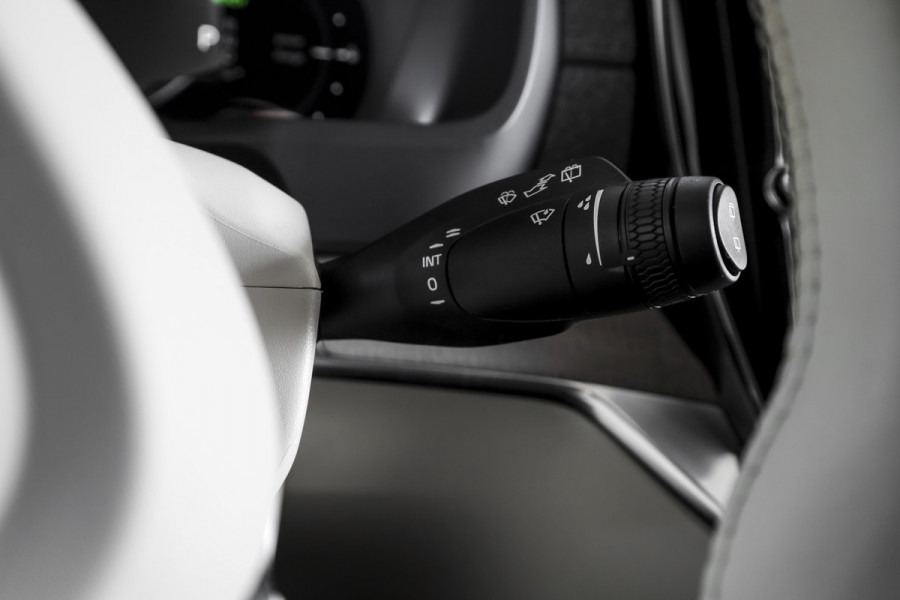 Volvo XC90 2.0 T8 Plug-in hybrid AWD Ultra Dark 310 PK - Automaat | Leder Pakket | S/K-Panodak | Luchtvering | Bowers & Wilkins | Elek. Stoel-+massage+verwarming & Ventilatie | Head-Up | Adapt. Cruise |  360 Camera | Google +App. Connect | 22" Diamond Cut | 7772