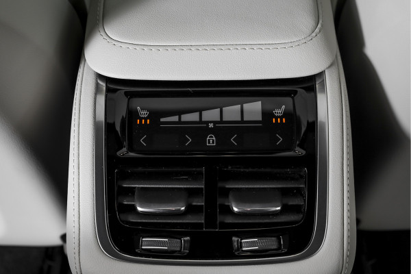 Volvo XC90 2.0 T8 Plug-in hybrid AWD Ultra Dark 310 PK - Automaat | Leder Pakket | S/K-Panodak | Luchtvering | Bowers & Wilkins | Elek. Stoel-+massage+verwarming & Ventilatie | Head-Up | Adapt. Cruise |  360 Camera | Google +App. Connect | 22" Diamond Cut | 7772