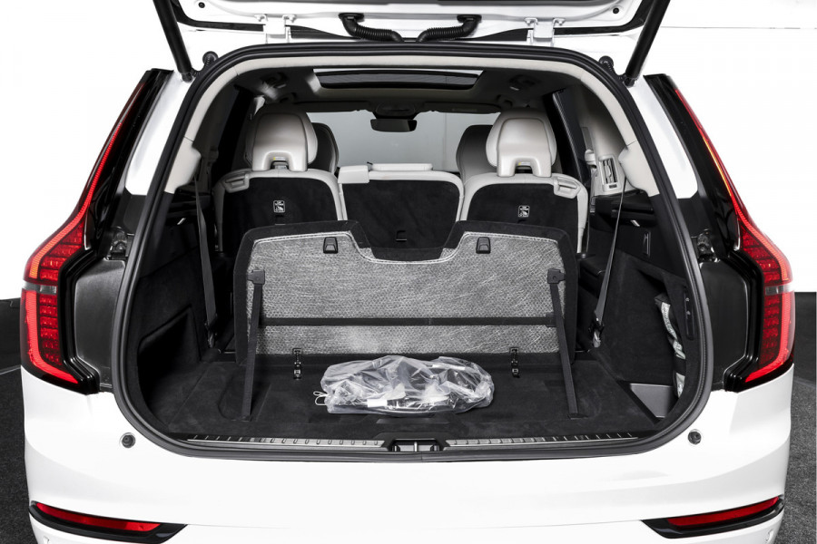 Volvo XC90 2.0 T8 Plug-in hybrid AWD Ultra Dark 310 PK - Automaat | Leder Pakket | S/K-Panodak | Luchtvering | Bowers & Wilkins | Elek. Stoel-+massage+verwarming & Ventilatie | Head-Up | Adapt. Cruise |  360 Camera | Google +App. Connect | 22" Diamond Cut | 7772