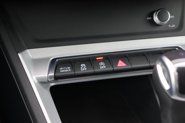 Audi Q3 35 TFSI S edition el.klep stoelverw.