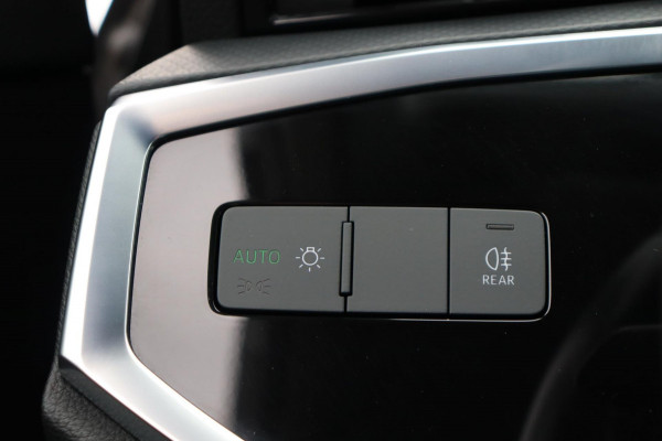 Audi Q3 35 TFSI S edition el.klep stoelverw.