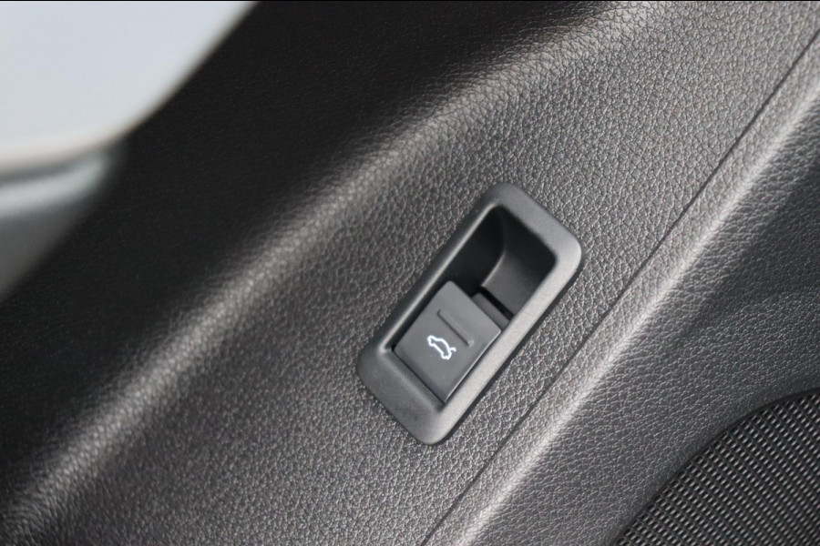 Audi Q3 35 TFSI S edition el.klep stoelverw.