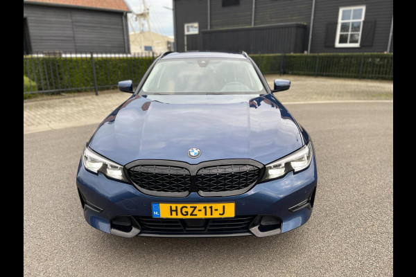 BMW 3 Serie Touring 330e PLUG&HYBRID HEAD-UP SPORTLINE -SHADOW CAMERA LEER NAVI LED-XENON