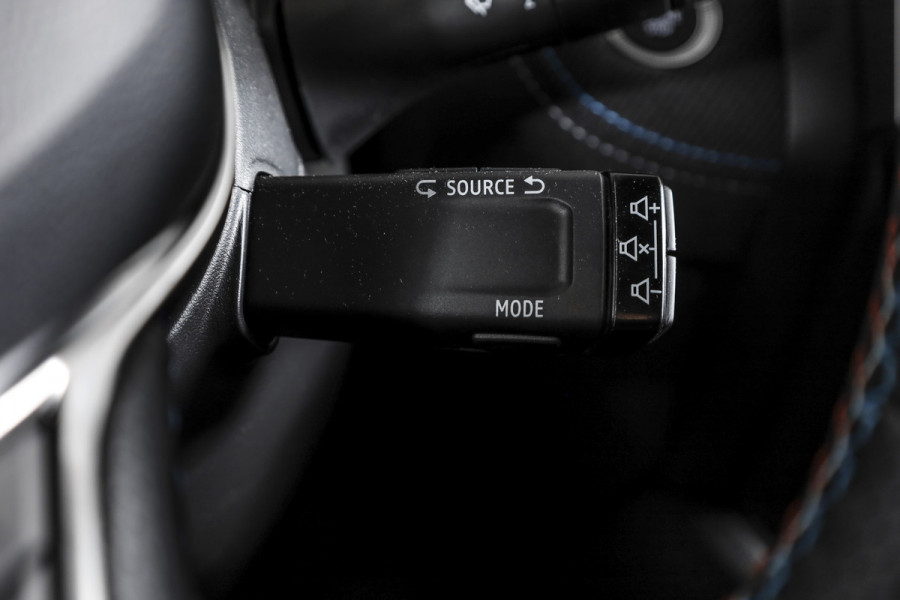 Renault Captur 1.6 E-Tech full hybrid 145 esprit Alpine | S/K-Panodak | Dig. Cockpit | Adapt. Cruise | Stoel-+Stuurverw. | Elek. Stoel | PDC | Camera | NAV + App. Connect | ECC | LM 19" | 1107