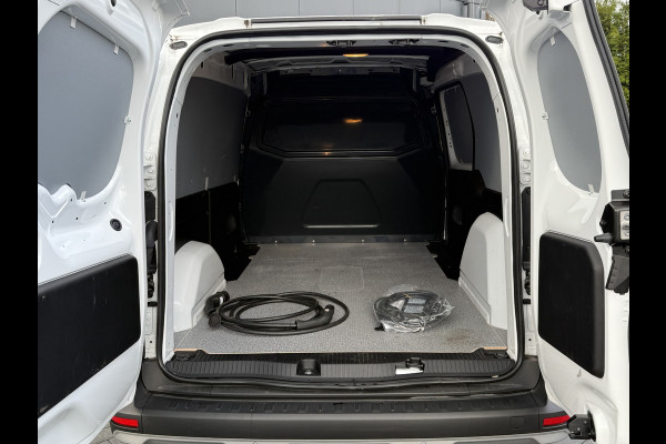 Nissan Townstar N-Connecta TEKNA L2H1 / 45 kWh / 100% Elektrisch / Fabrieksgarantie / 2.701 km / Camera / ECC / Cruise / Apple carplay / Android