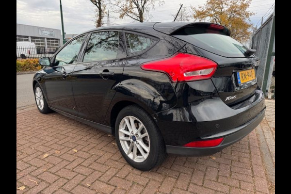 Ford Focus 1.0 125pk 5deurs Lease Edition Airco/ECC,Navigatie,Leder Interieur