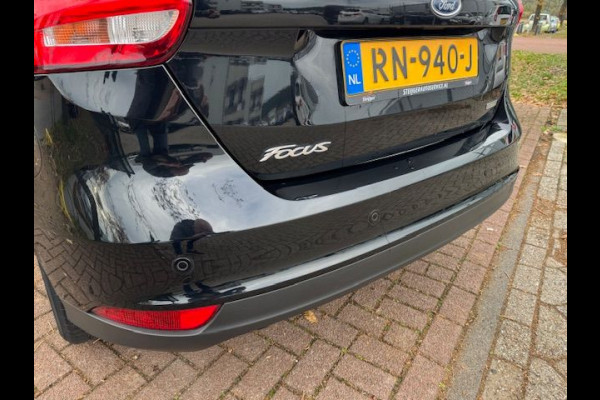 Ford Focus 1.0 125pk 5deurs Lease Edition Airco/ECC,Navigatie,Leder Interieur