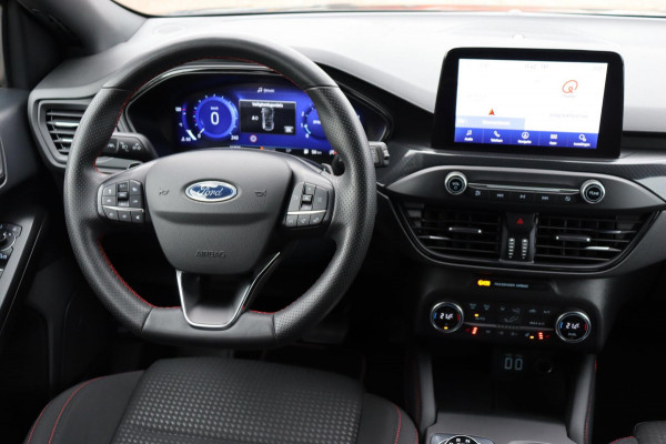 Ford FOCUS Wagon 1.5 EcoBoost ST Line X Business org.NL trekhaak a.camera el.klep winter-pack