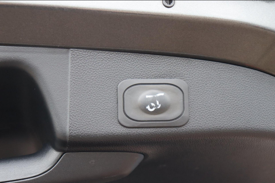 Ford FOCUS Wagon 1.5 EcoBoost ST Line X Business org.NL trekhaak a.camera el.klep winter-pack