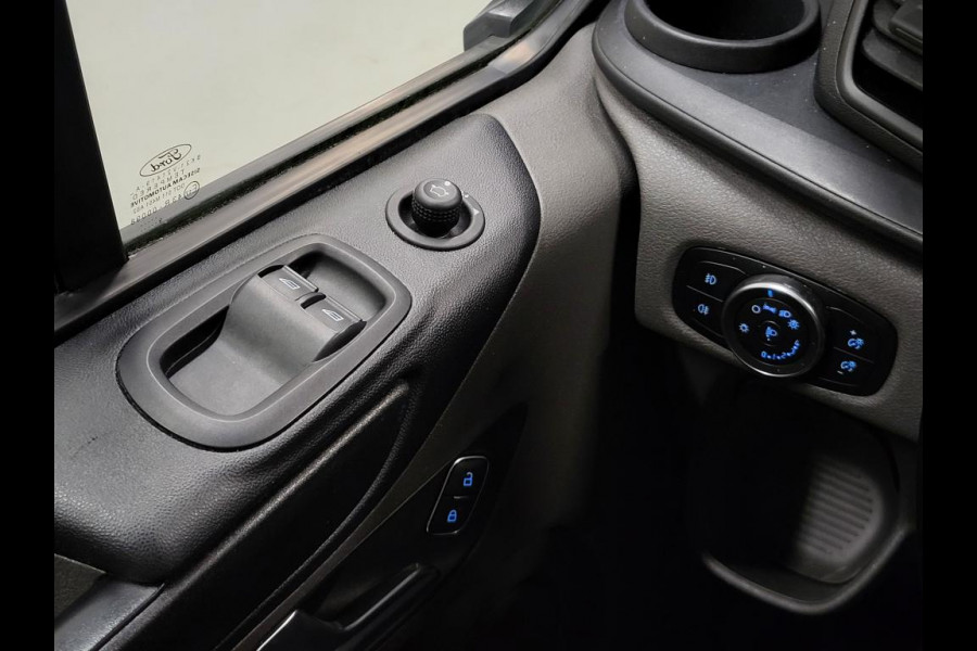 Ford Transit Custom 2.0TDCI Dubbele Cabine Trekhaak Euro 6!