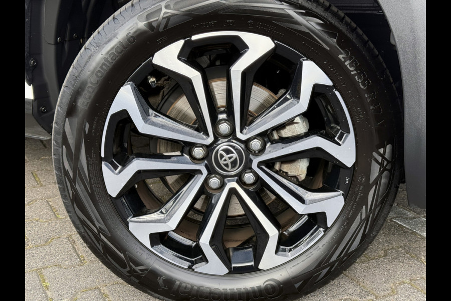 Toyota Yaris Cross 1.5 Hybrid Dynamic | CarPlay | Camera | ACC | Keyless | LED | DAB+ | 17 inch