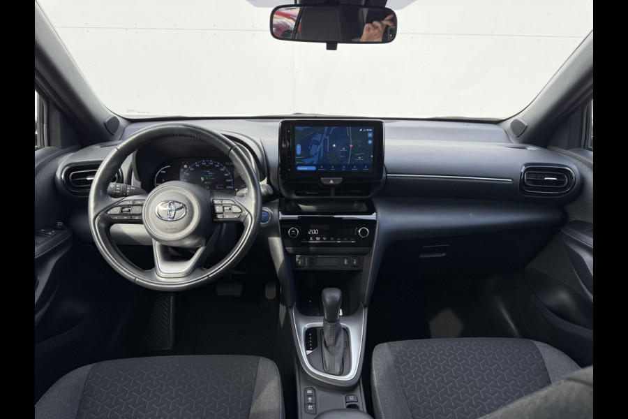Toyota Yaris Cross 1.5 Hybrid Dynamic | CarPlay | Camera | ACC | Keyless | LED | DAB+ | 17 inch