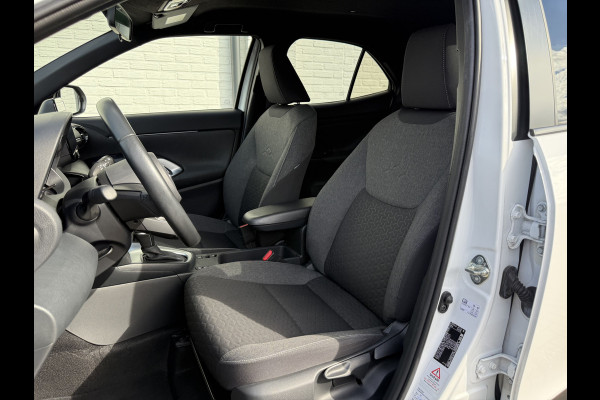 Toyota Yaris Cross 1.5 Hybrid Dynamic | CarPlay | Camera | ACC | Keyless | LED | DAB+ | 17 inch