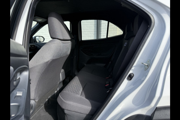 Toyota Yaris Cross 1.5 Hybrid Dynamic | CarPlay | Camera | ACC | Keyless | LED | DAB+ | 17 inch