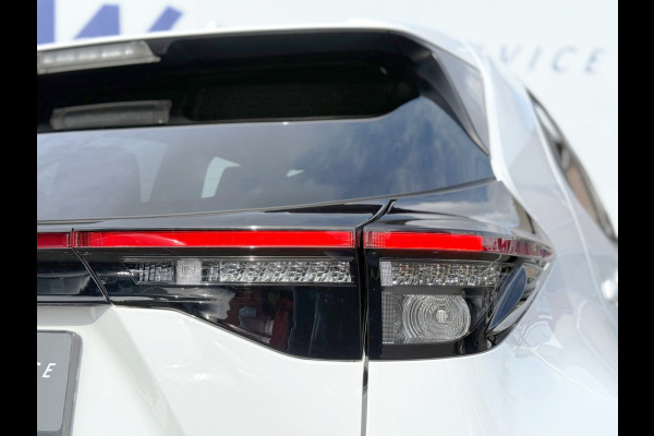 Toyota Yaris Cross 1.5 Hybrid Dynamic | CarPlay | Camera | ACC | Keyless | LED | DAB+ | 17 inch