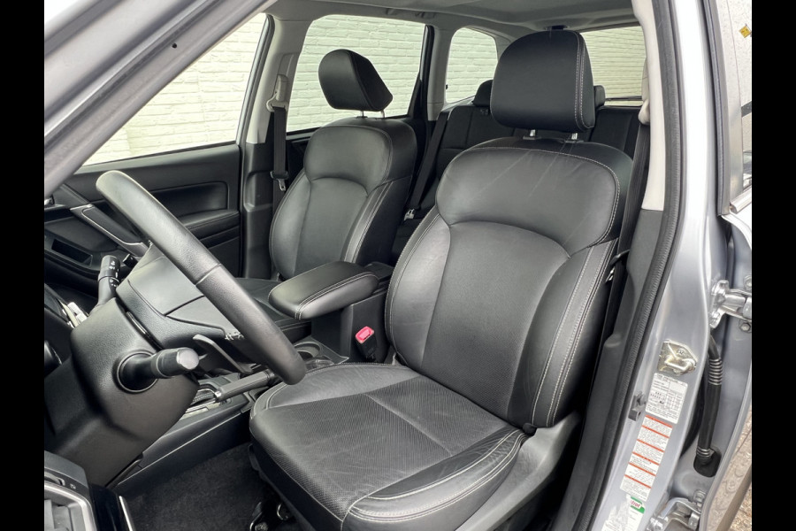 Subaru Forester 2.0 AWD Premium | Trekhaak | Pano | Memory | Dodehoek | BOMVOL!