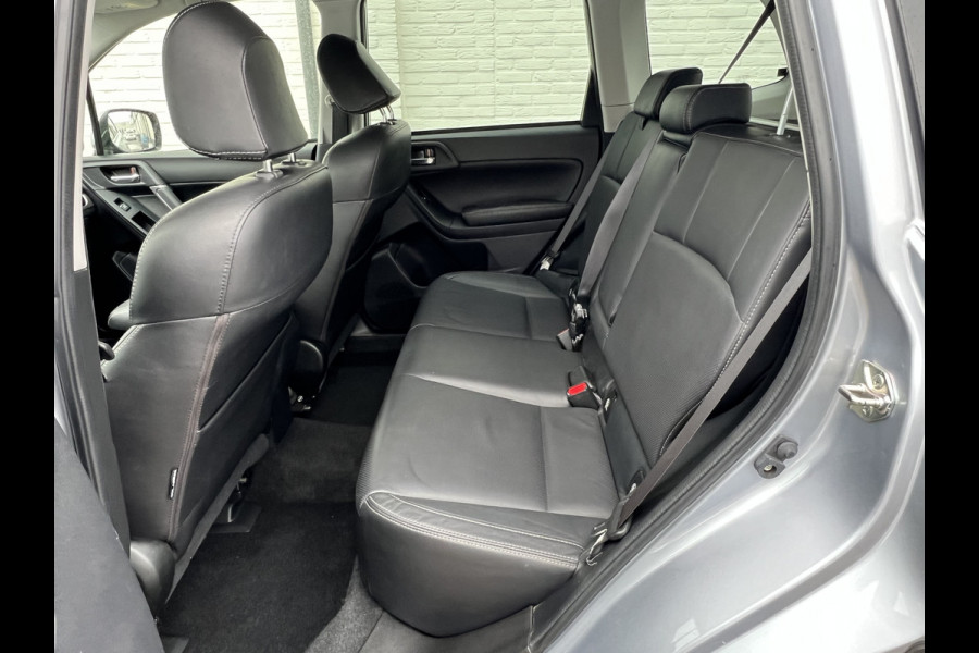 Subaru Forester 2.0 AWD Premium | Trekhaak | Pano | Memory | Dodehoek | BOMVOL!