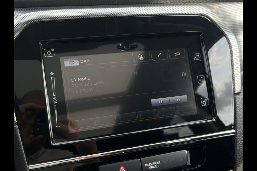 Suzuki Vitara 1.5 Hybrid Style AllGrip | Navi | Pano | LED | Camera