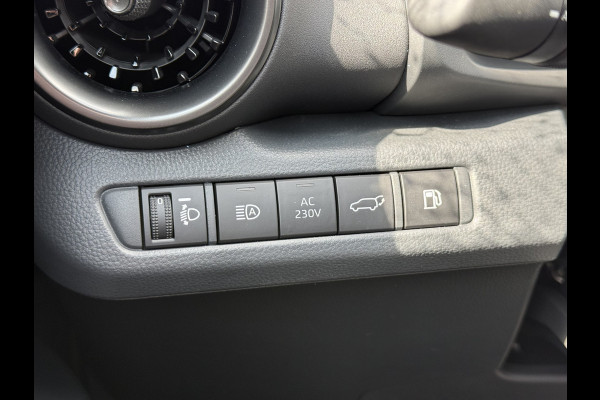 Toyota C-HR 2.0 Plug-in Hybrid 220 Dynamic | ACC | Camera | Navi XL | Keyless | Winter-Pakket | 18 inch