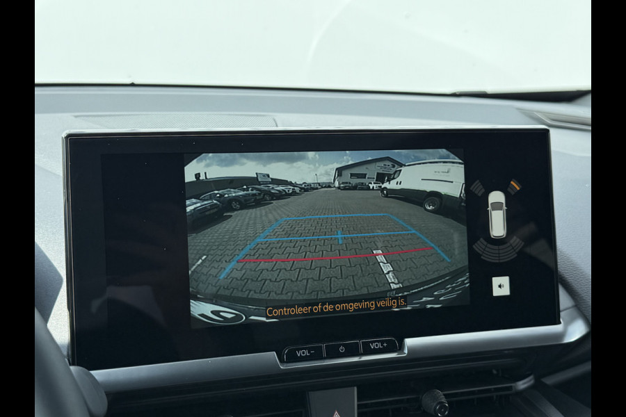 Toyota C-HR 2.0 Plug-in Hybrid 220 Dynamic | ACC | Camera | Navi XL | Keyless | Winter-Pakket | 18 inch