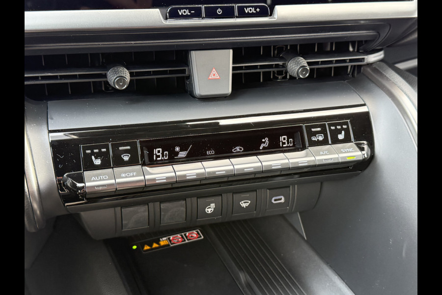 Toyota C-HR 2.0 Plug-in Hybrid 220 Dynamic | ACC | Camera | Navi XL | Keyless | Winter-Pakket | 18 inch