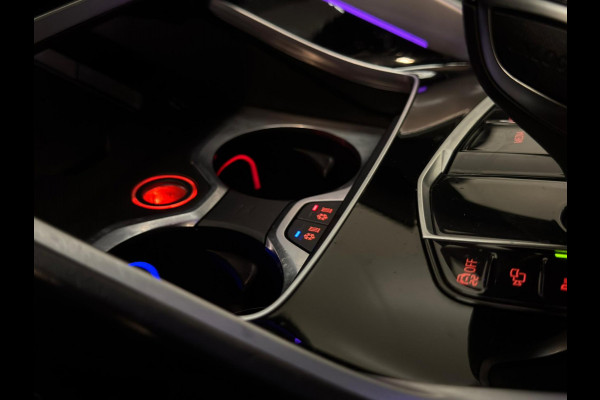 BMW X6 M50i / Pano / Harman / Laser / HUD / Memory / CarPlay