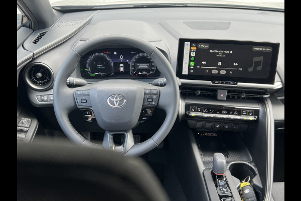 Toyota C-HR 2.0 Hybrid 200 Dynamic Plus | ZONDER STEKKER! | Navi XL | Winter Pack | Camera | ACC