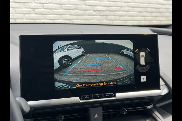 Toyota C-HR 2.0 Hybrid 200 Dynamic Plus | ZONDER STEKKER! | Navi XL | Winter Pack | Camera | ACC