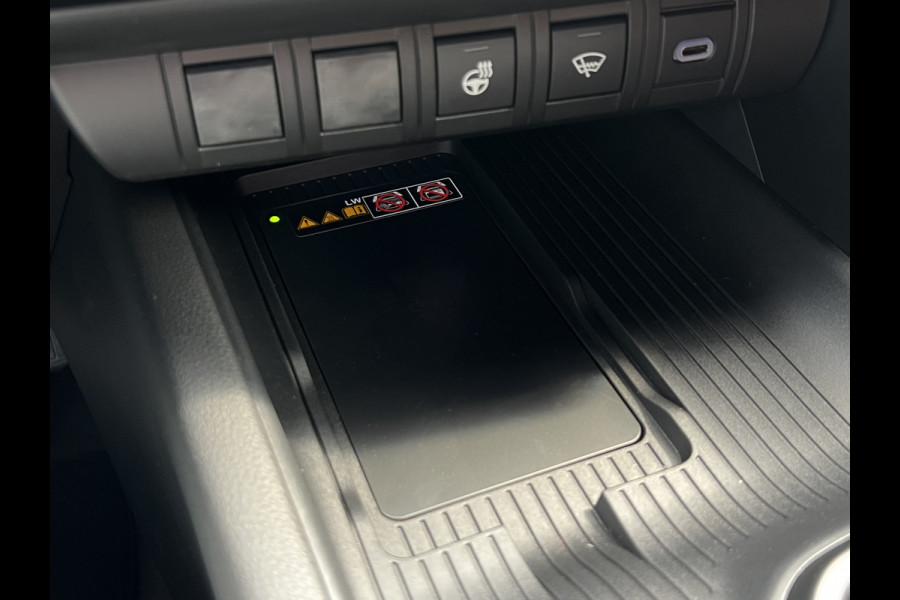 Toyota C-HR 2.0 Hybrid 200 Dynamic Plus | ZONDER STEKKER! | Navi XL | Winter Pack | Camera | ACC