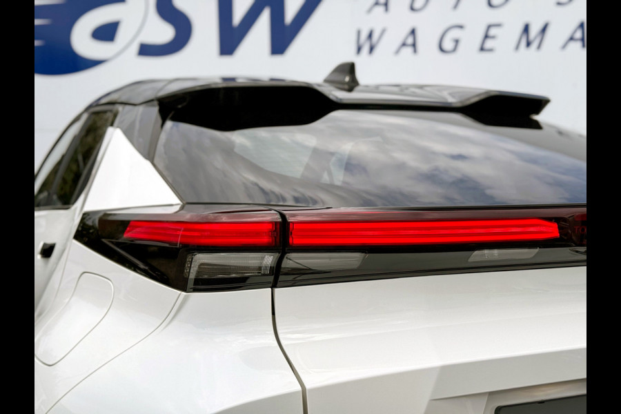 Toyota C-HR 2.0 Hybrid 200 Dynamic Bi-Tone | ZONDER STEKKER! | Navi XL | ACC | Camera | Keyless | LED | 18 inch