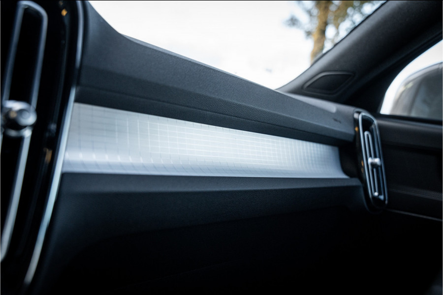 Volvo XC40 1.5 T2 Business Pro Aut.8 ** Panodak ** Camera ** 19inch ** Winter-line NAP!!