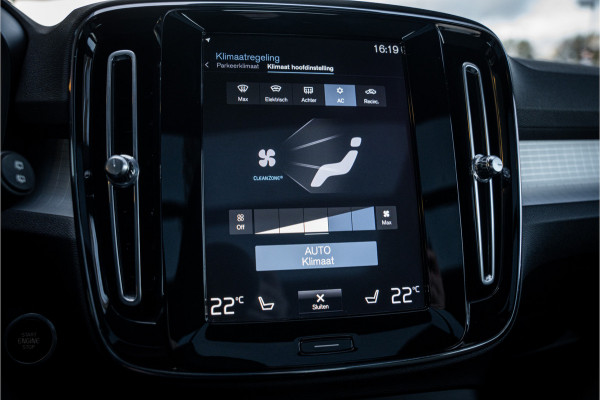 Volvo XC40 1.5 T2 Business Pro Aut.8 ** Panodak ** Camera ** 19inch ** Winter-line NAP!!