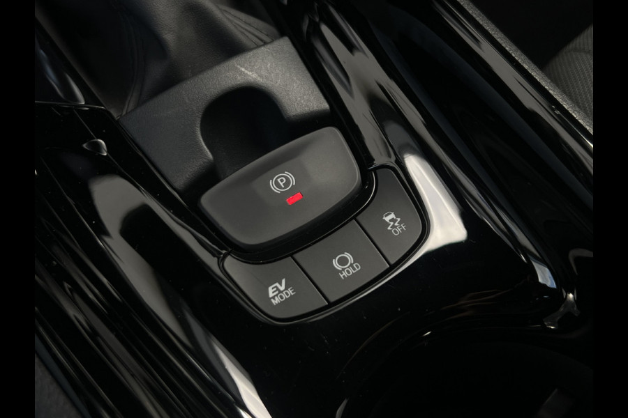 Toyota C-HR 2.0 Hybrid Bi-Tone | Navi | Carplay | Dodehoek | Park Assist | Camera